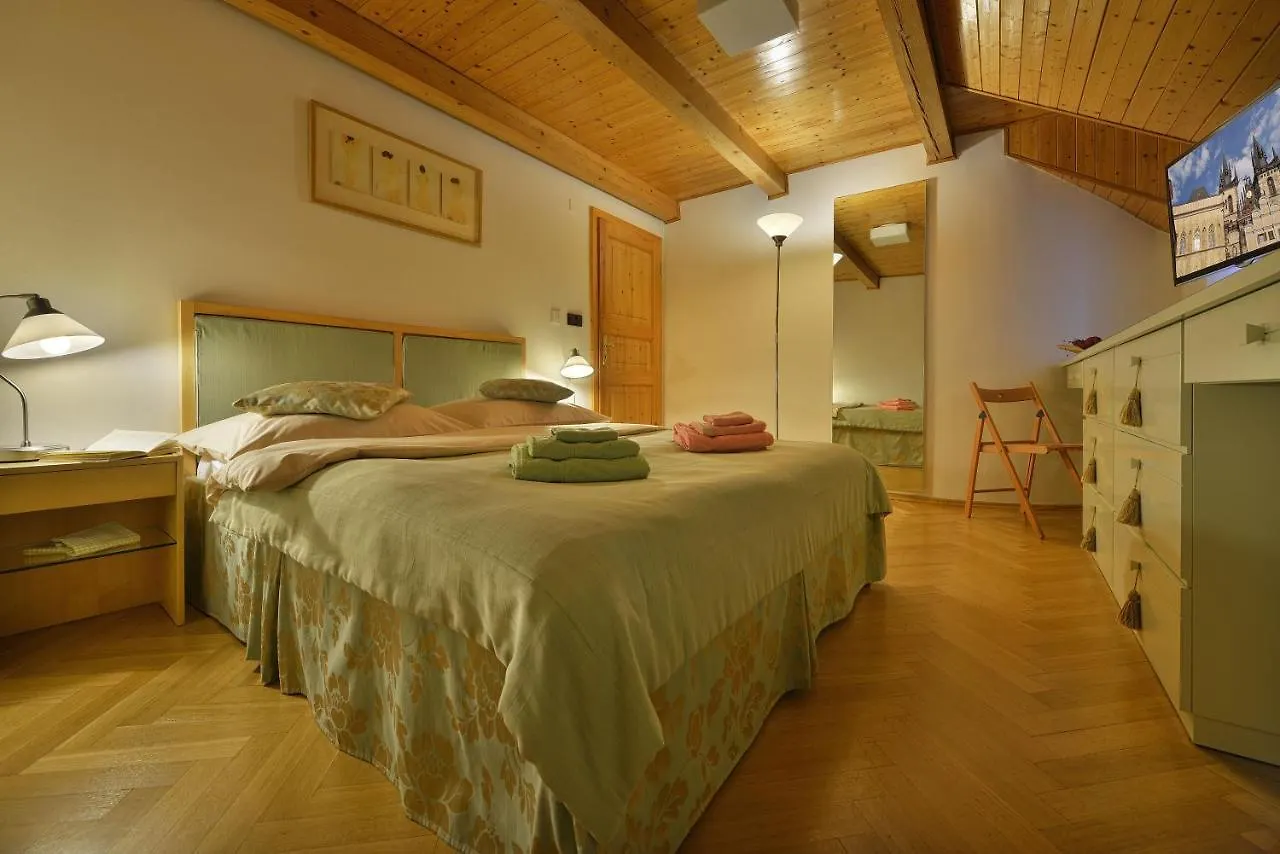 Old Town Apartments Tyn Prague